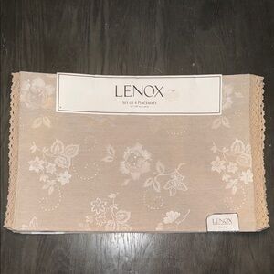Set of 4 13x19 Lenox Placemats